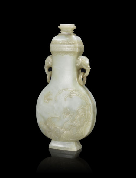 皇家用的玉瓶，估价260,000 - 390,000美元。